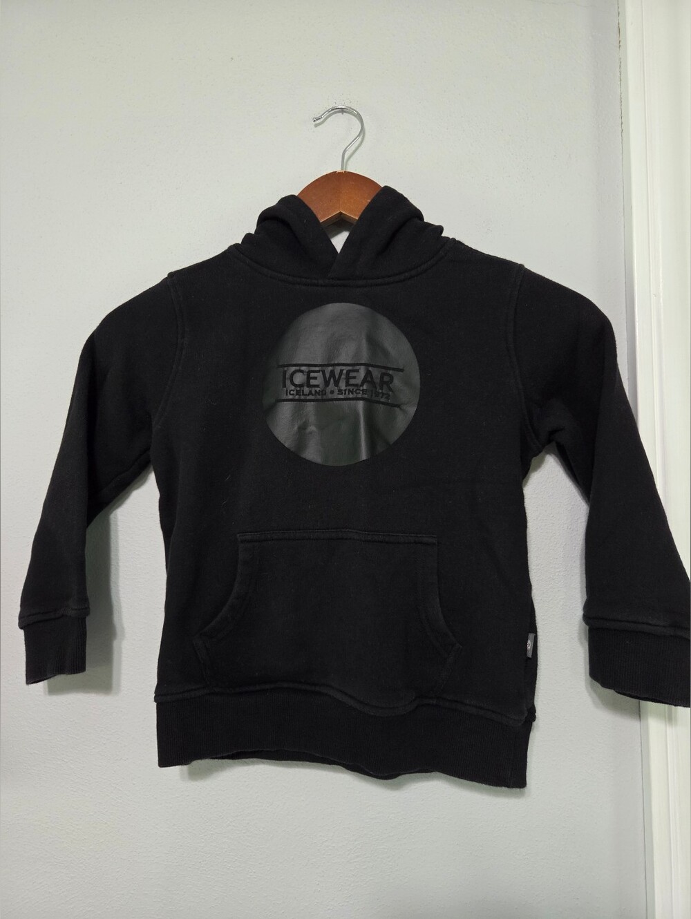 Icewear Black Logo Hooded Outdoor Sweatshirt Kid's Size 122/128 US 5/6